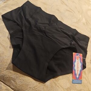 Black Cheek Boss Panties